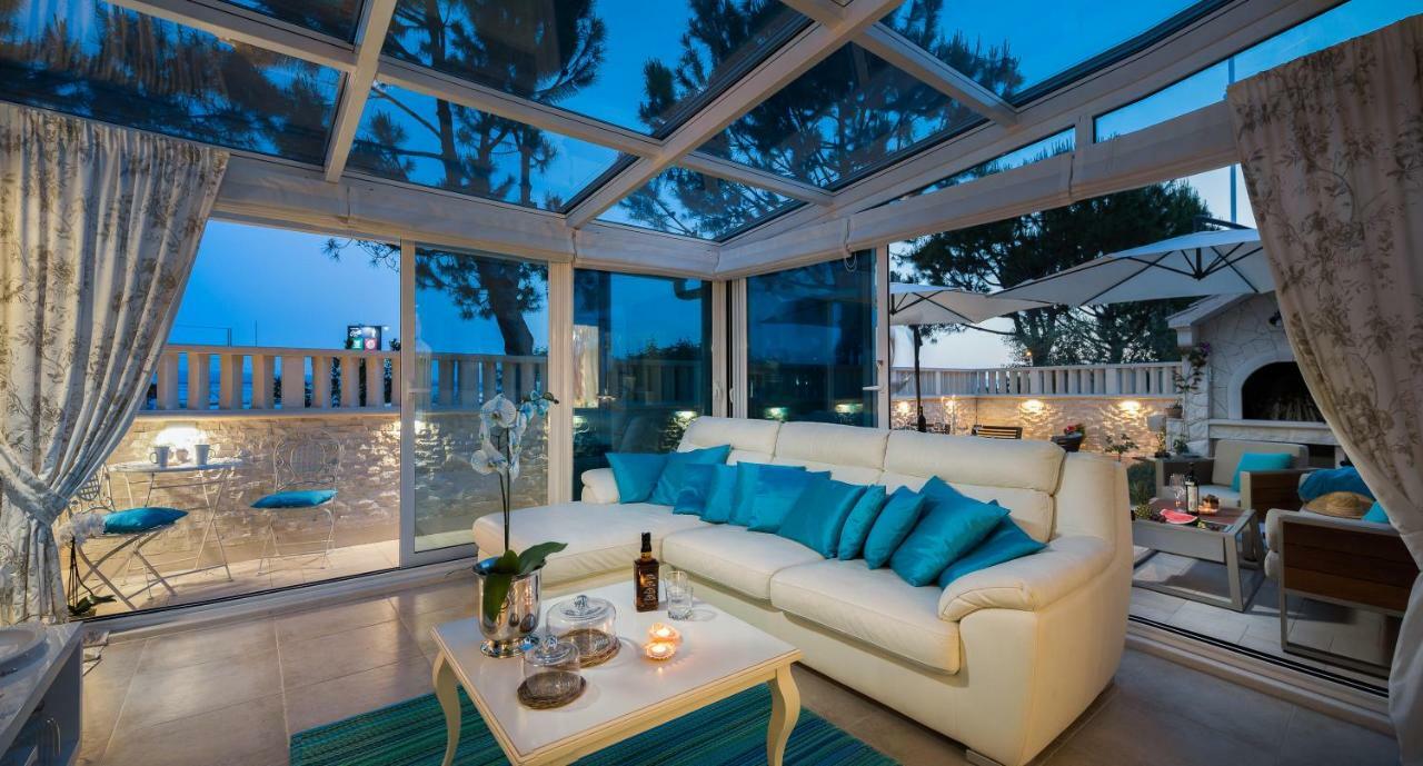 Luxury Apartment Loreta Split Exterior photo